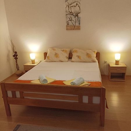 Apartment Dunja Senj  Esterno foto